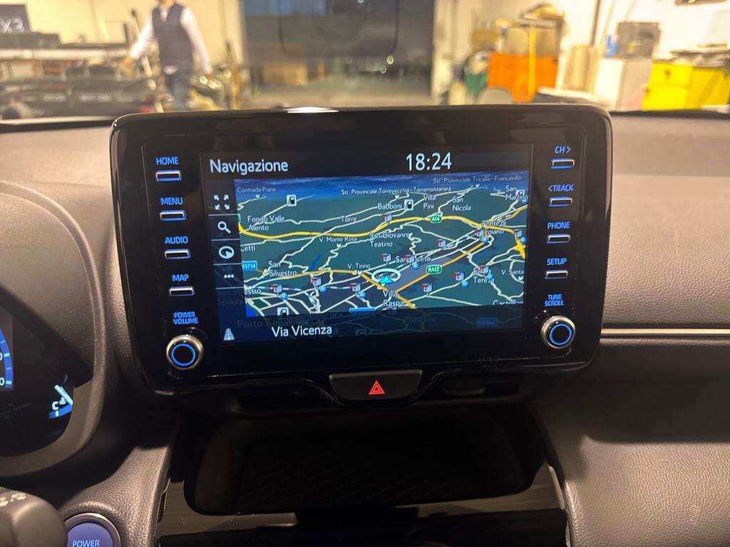 Toyota Yaris Cross 1.5h Business fwd 116cv e-cvt