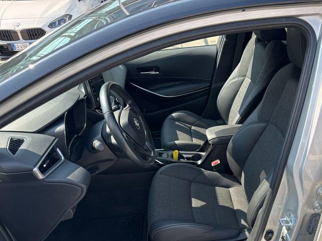 Toyota Corolla 1.8 hybrid Style cvt