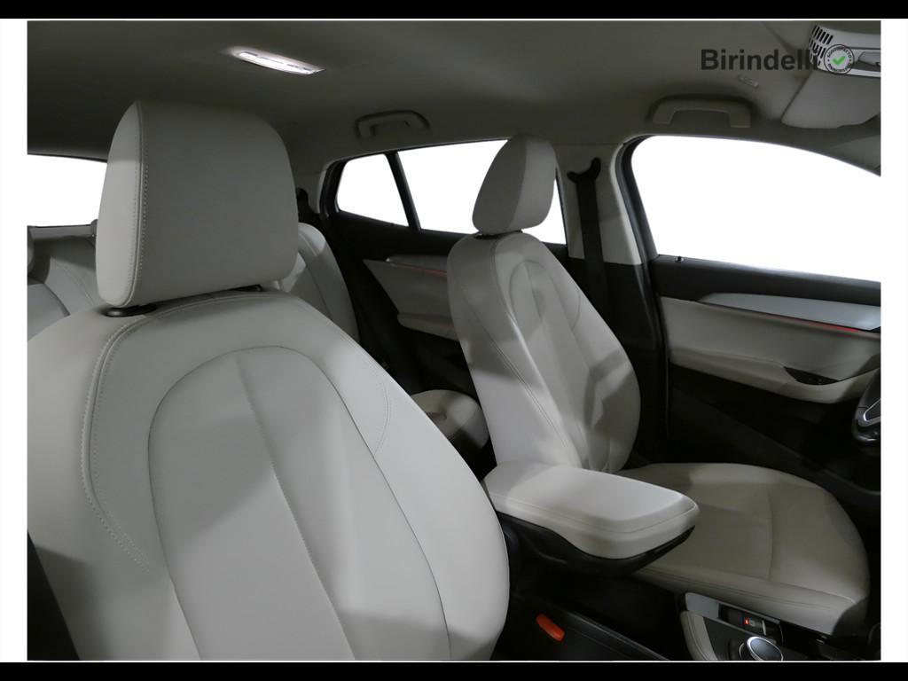 BMW X2 sdrive18d Business X auto