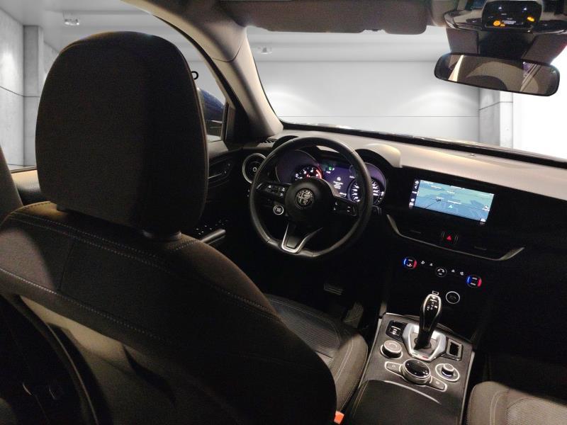 Alfa Romeo Stelvio 2.2 t Business rwd 160cv auto