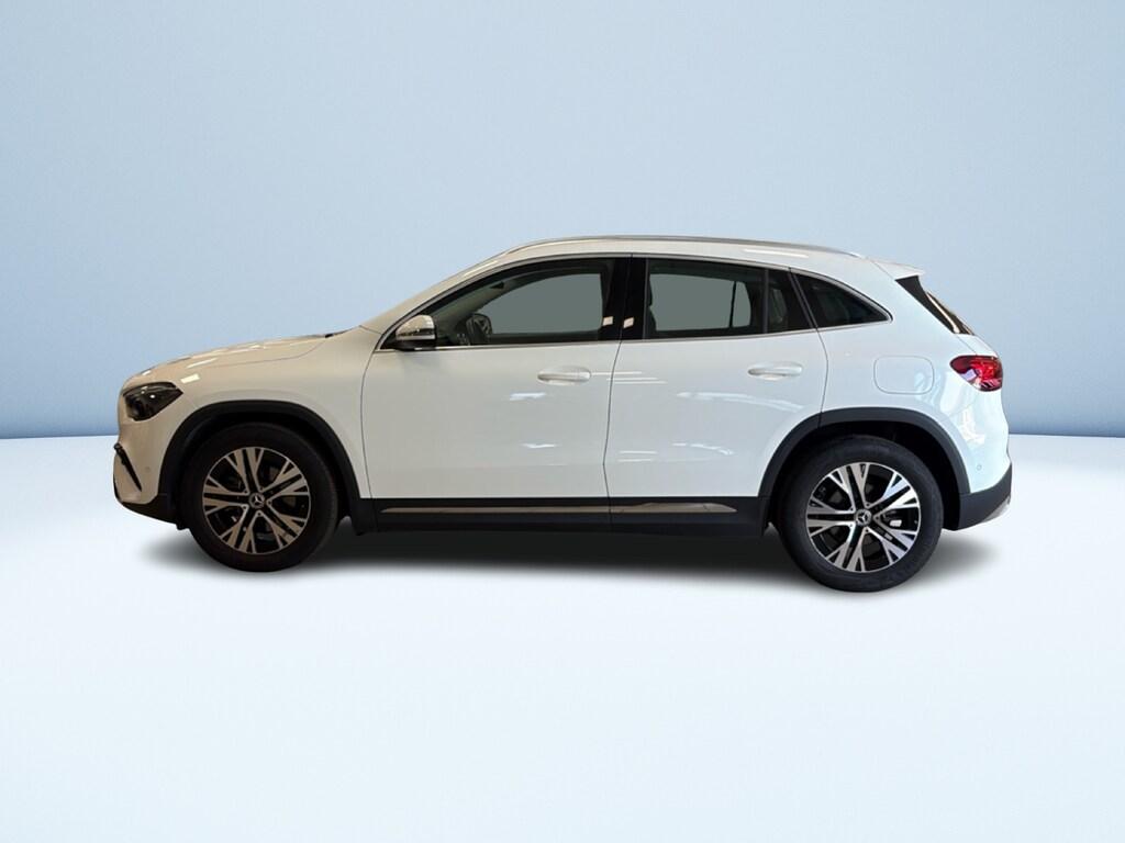 Mercedes GLA 180 d Progressive Advanced auto