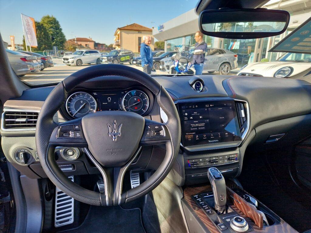 Maserati Ghibli 3.0 V6 Modena 350cv auto