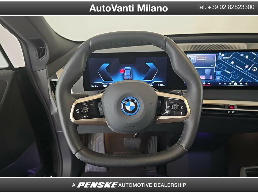 BMW iX xdrive40 pacchetto sportivo