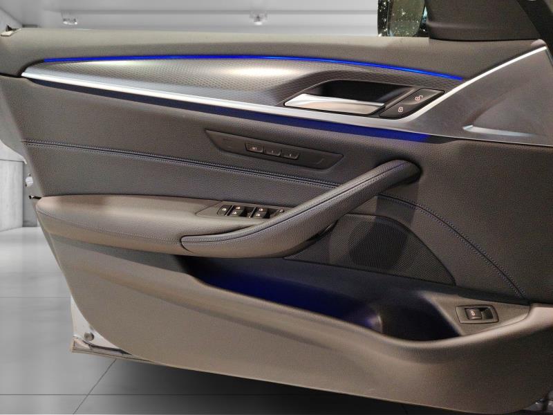 BMW Serie 5 530d Touring mhev 48V xdrive Msport auto