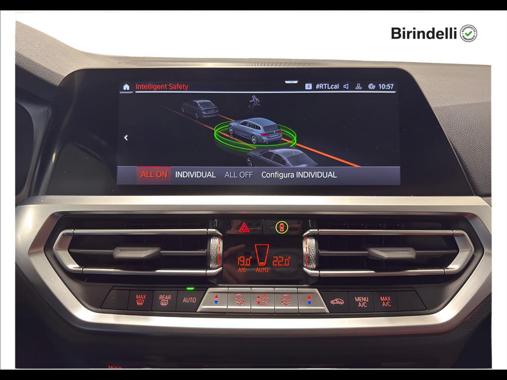 BMW Serie 3 320d Touring mhev 48V xdrive Luxury auto