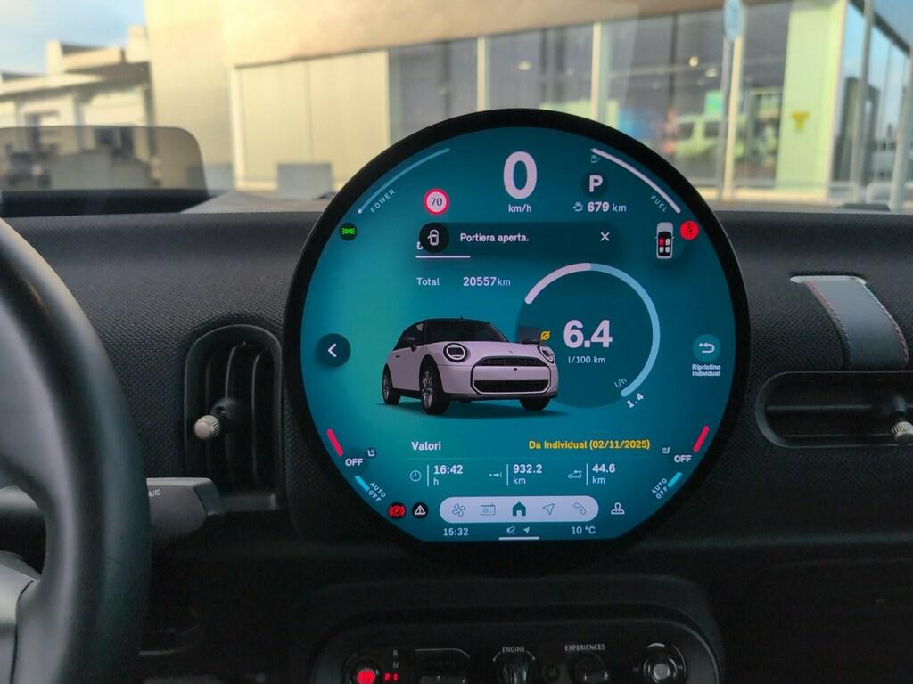 Mini Mini Cooper Cabrio 2.0 C Favoured auto