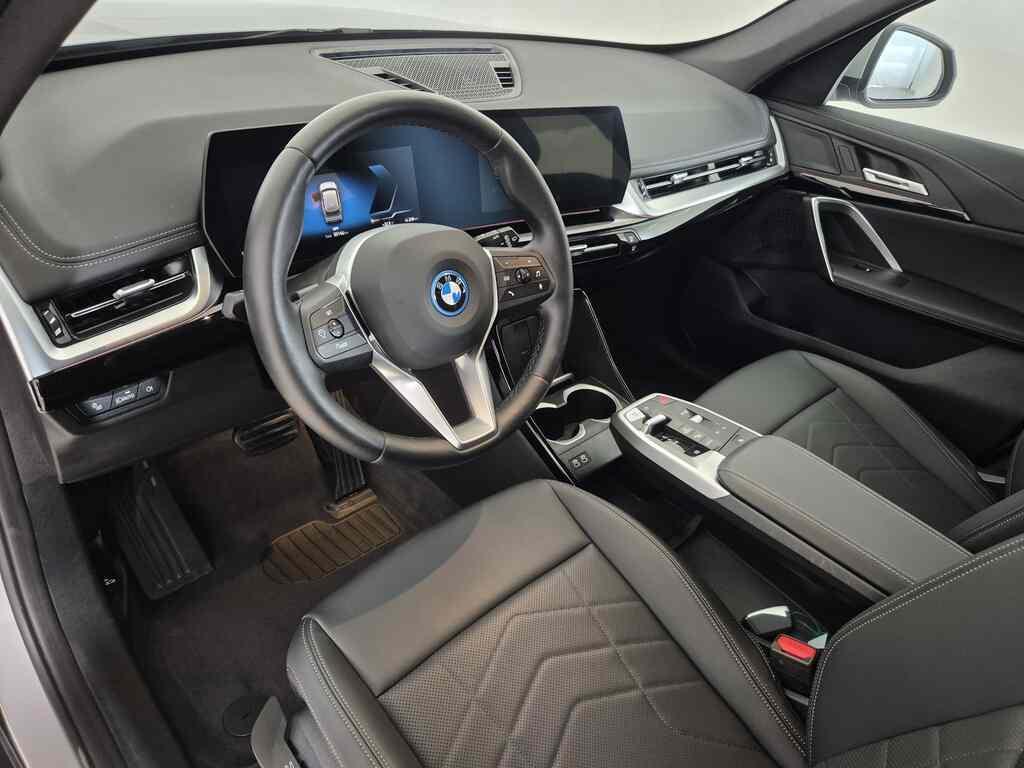 BMW iX1 edrive 20 X-Line