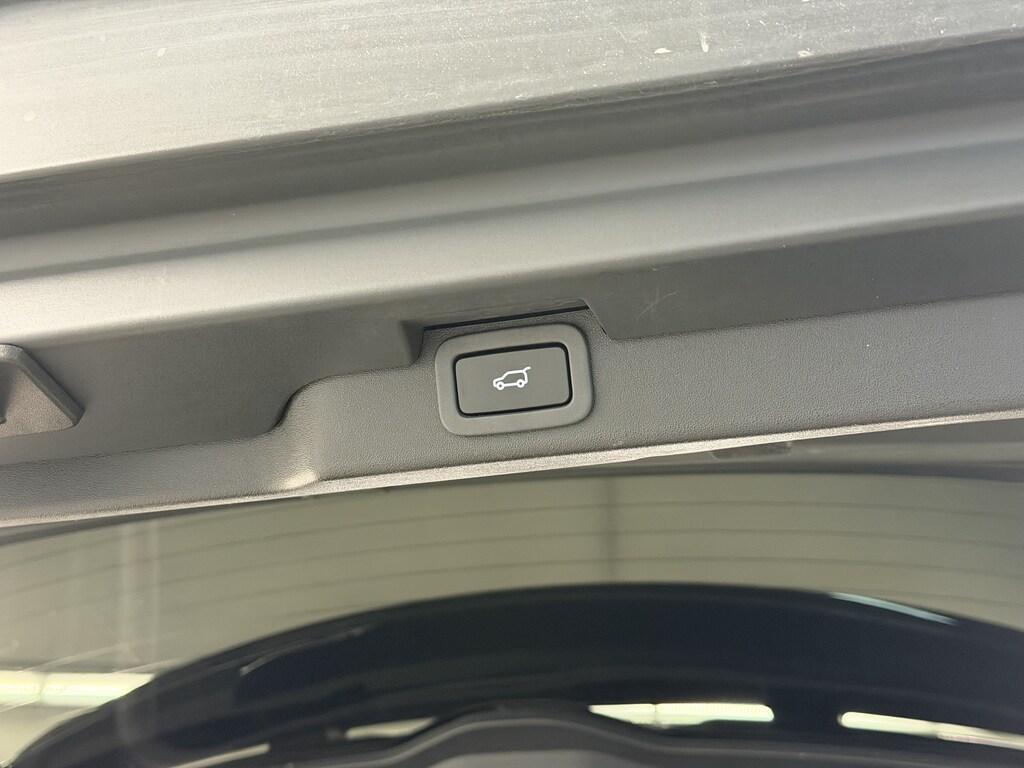 Land Rover Discovery 2.0 td4 HSE 180cv 7p.ti auto