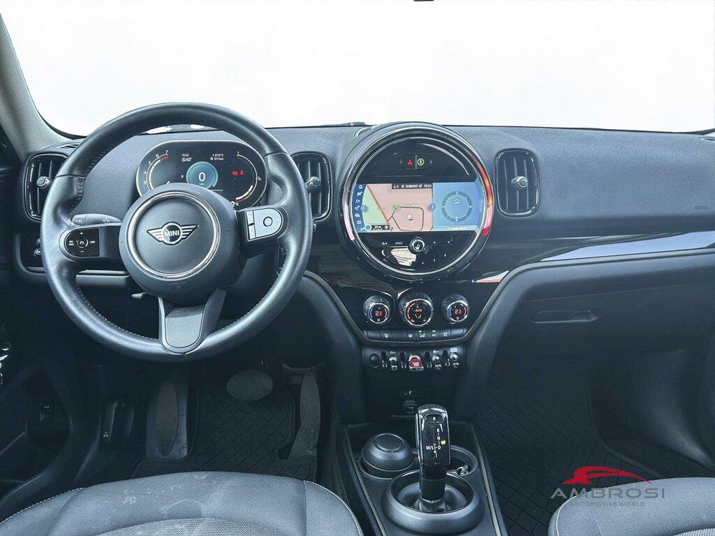 Mini One Countryman 1.5 TwinPower Turbo One Hype Steptronic