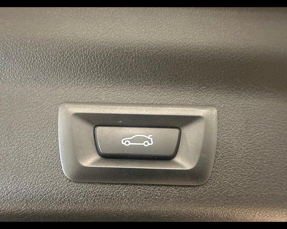 BMW X1 xdrive20d mhev 48V X-Line auto