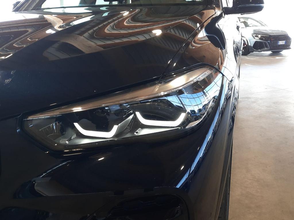BMW X5 xdrive30d mhev 48V Msport auto