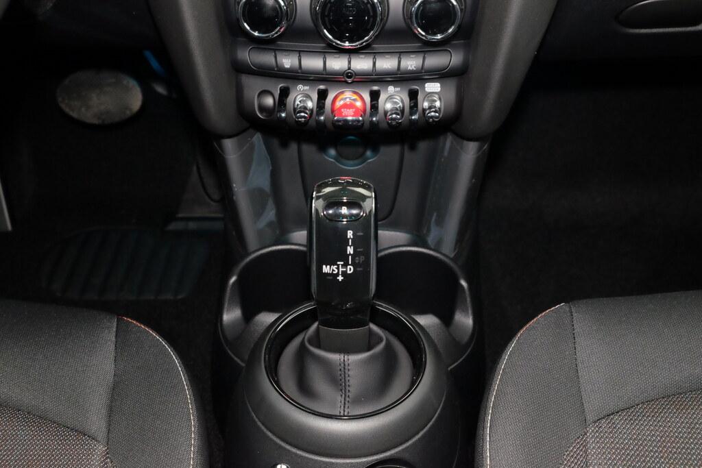 Mini Cooper 1.5 TwinPower Turbo Cooper Business DCT
