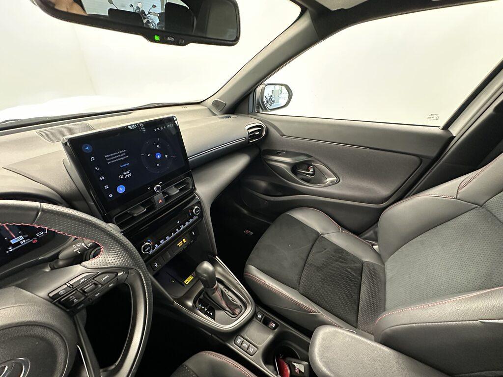 Toyota Yaris Cross 1.5h GR Sport fwd 130cv e-cvt