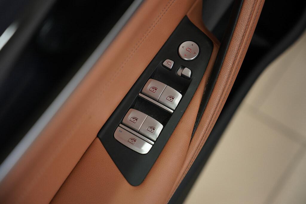 BMW Serie 5 530d Touring mhev 48V xdrive Msport auto
