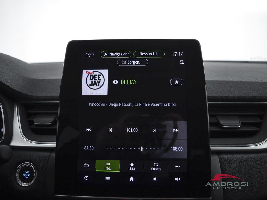 Renault Captur 1.6 E-Tech hybrid Techno Fast Track 145cv auto