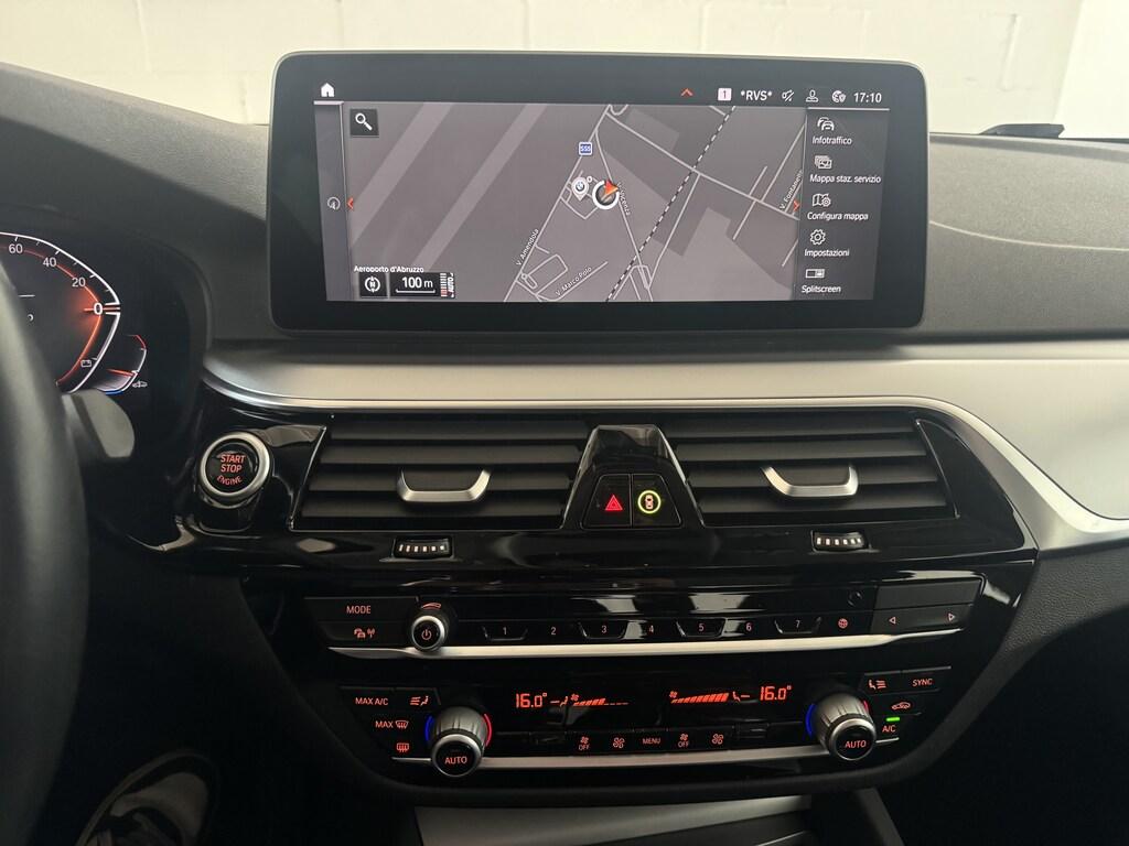 BMW Serie 5 530d mhev 48V xdrive Business auto