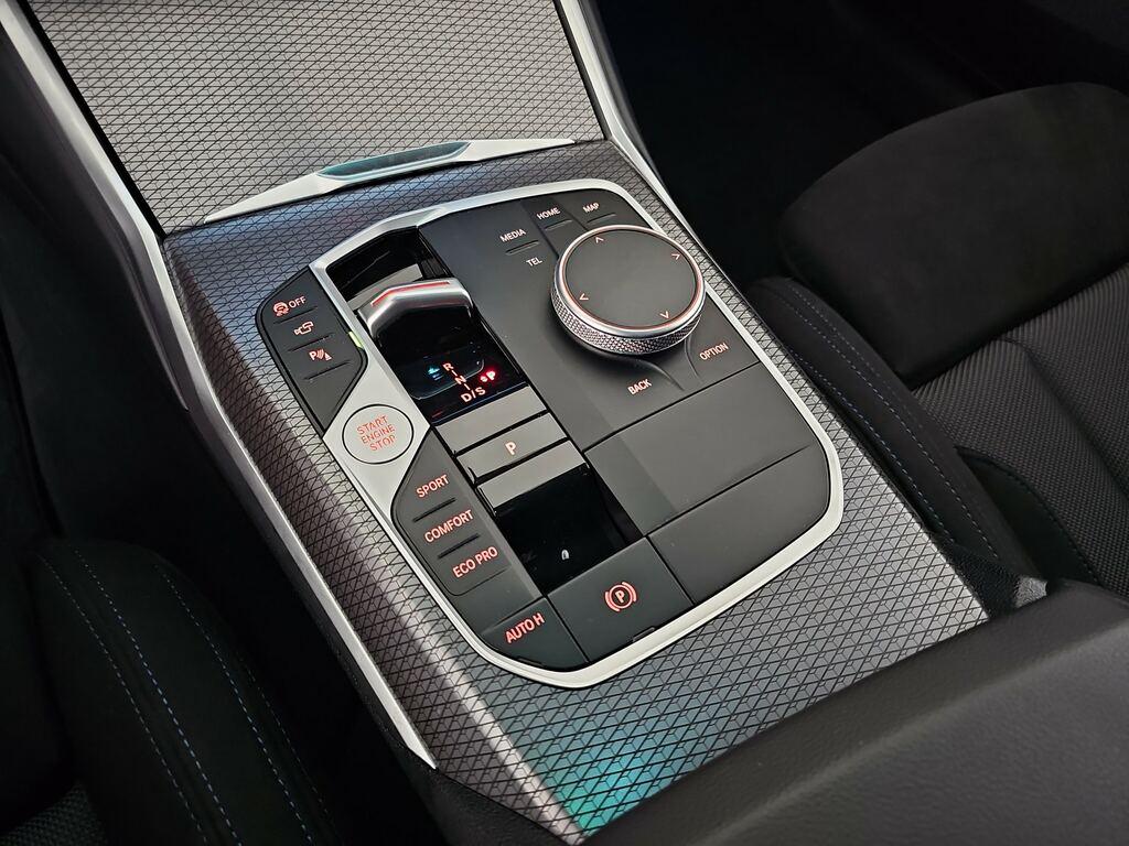 BMW Serie 3 320d Touring mhev 48V Msport xdrive auto