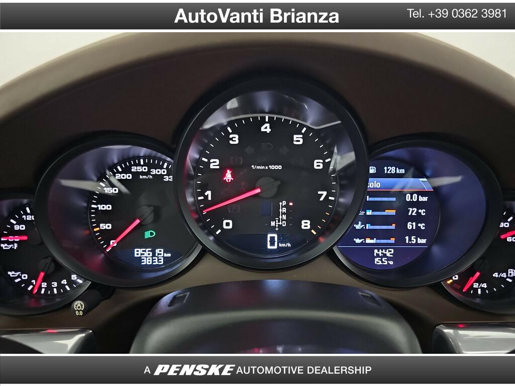 Porsche 911 Coupe 3.0 Carrera 4 auto