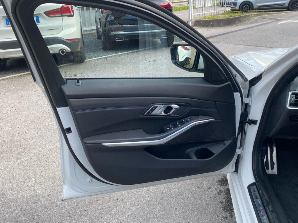 BMW Serie 3 320d mhev 48V xdrive Msport auto