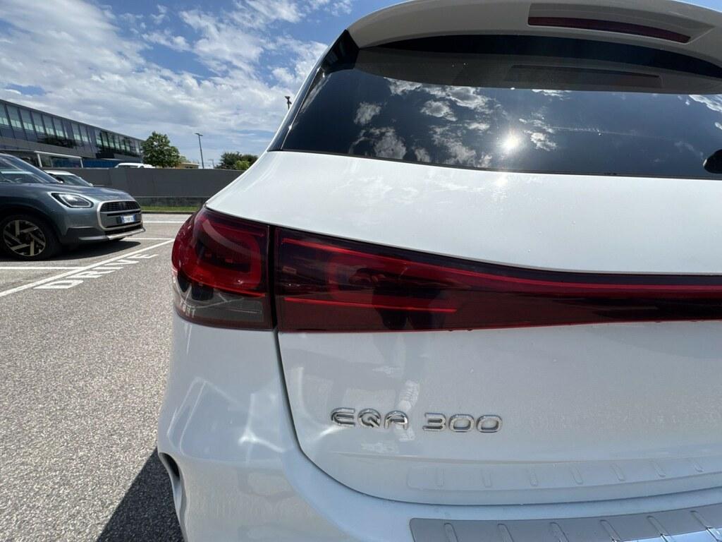 Mercedes EQA 300 Premium 4matic