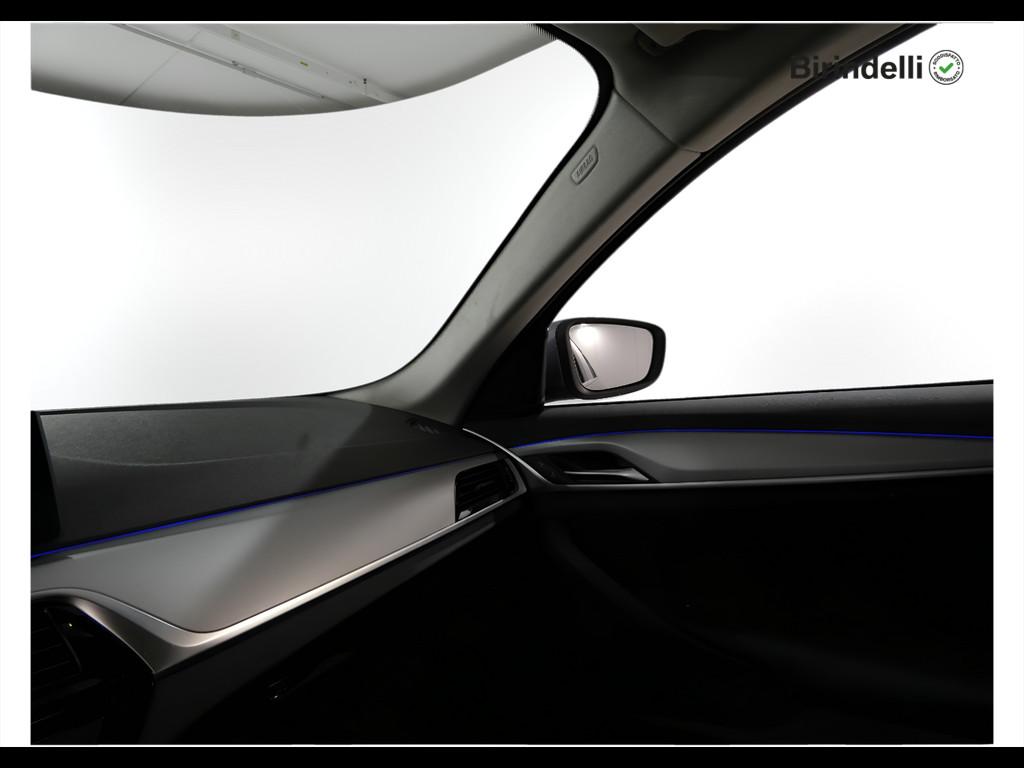 BMW Serie 5 520d mhev 48V Business auto