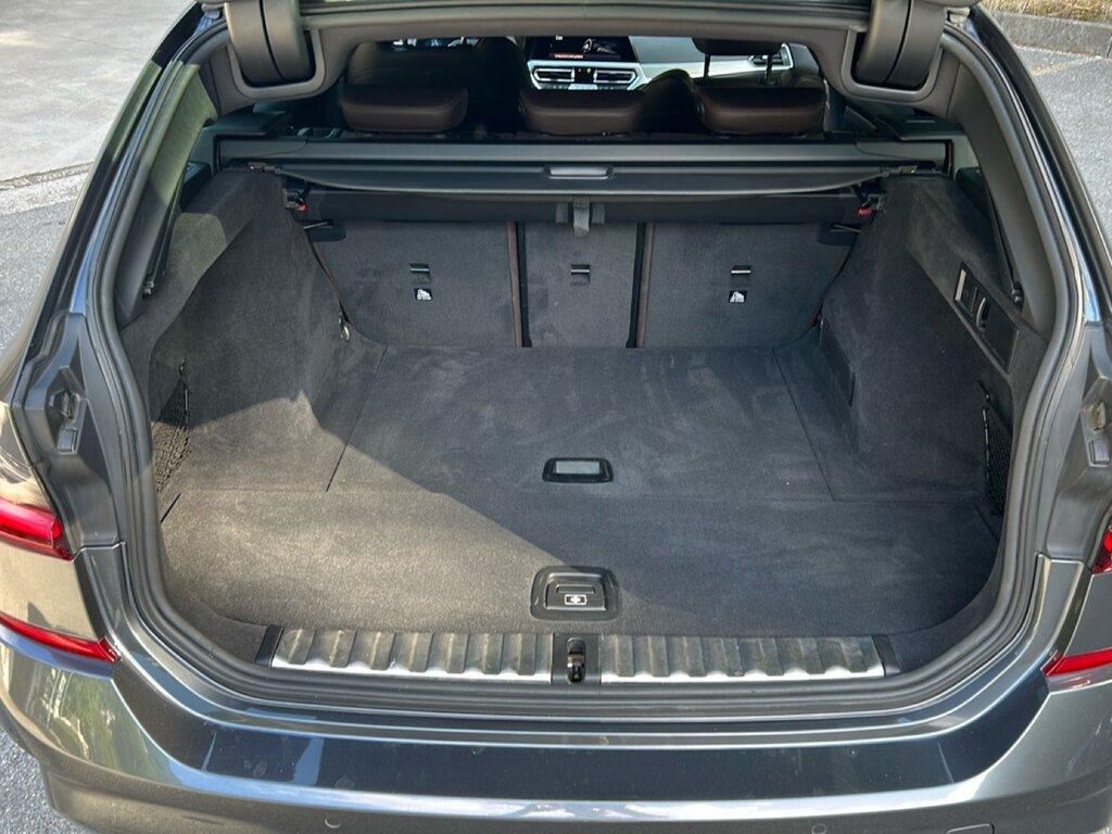 BMW Serie 3 330d Touring mhev 48V xdrive Msport auto