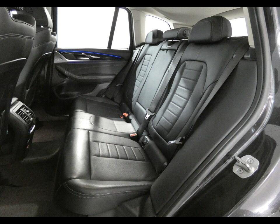 BMW X3 xdrive20d mhev 48V auto