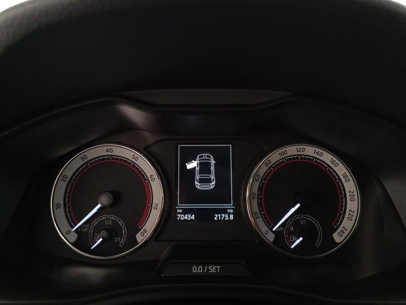 Skoda Scala 1.0 g-tec Monte Carlo 90cv