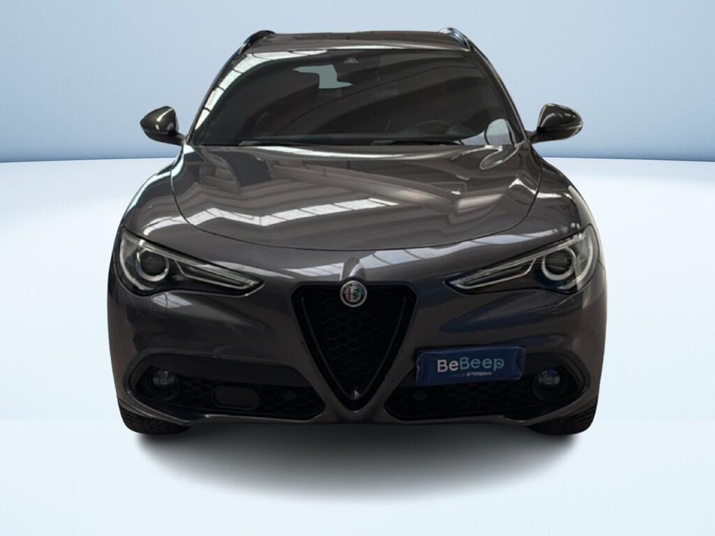 Alfa Romeo Stelvio 2.2 t Business Q4 210cv auto my19