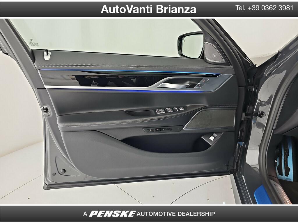 BMW Serie 7 730d mhev 48V Msport xdrive auto