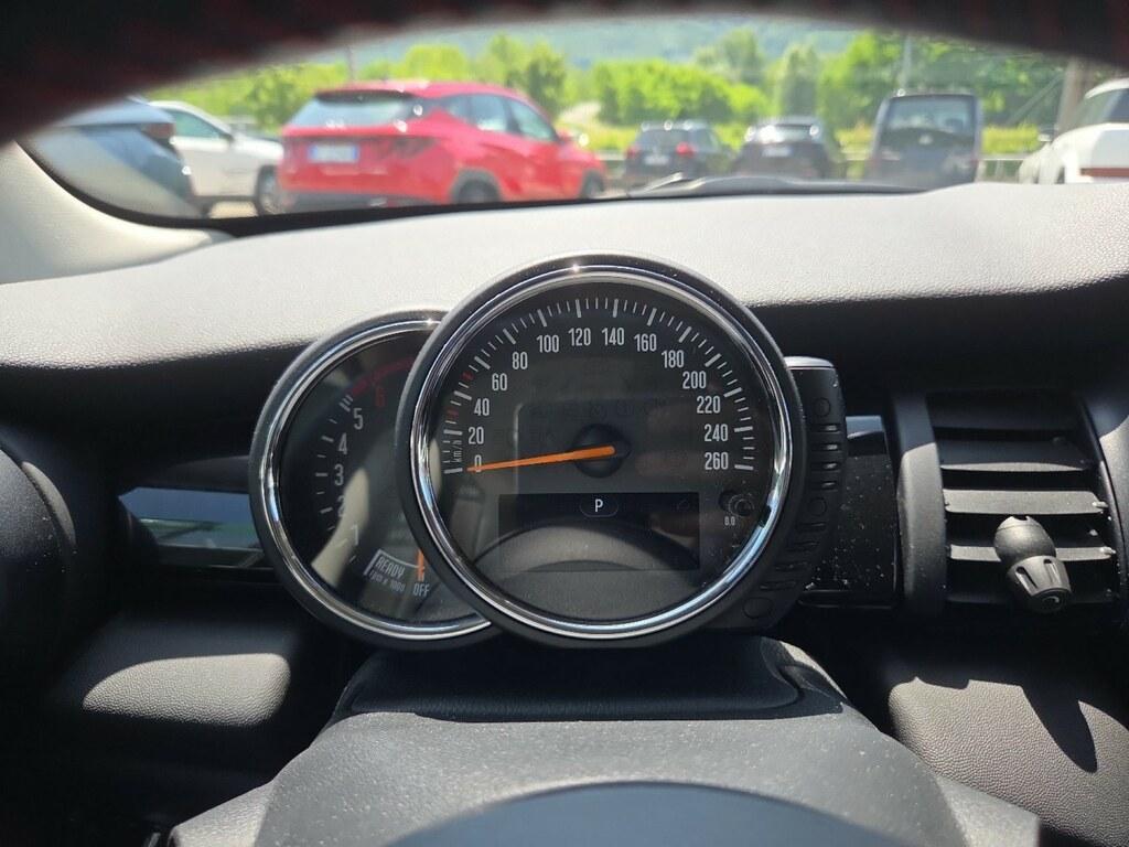 Mini Cooper D 1.5 D Cooper D Hype Auto
