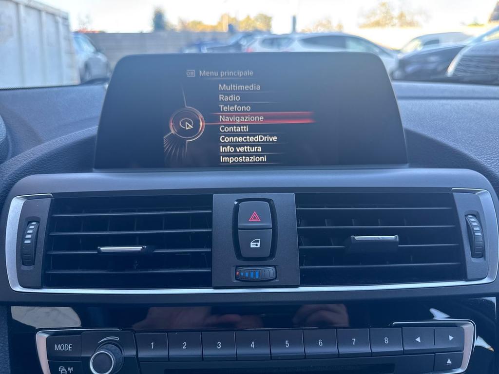 BMW Serie 1 118d Urban 5p auto