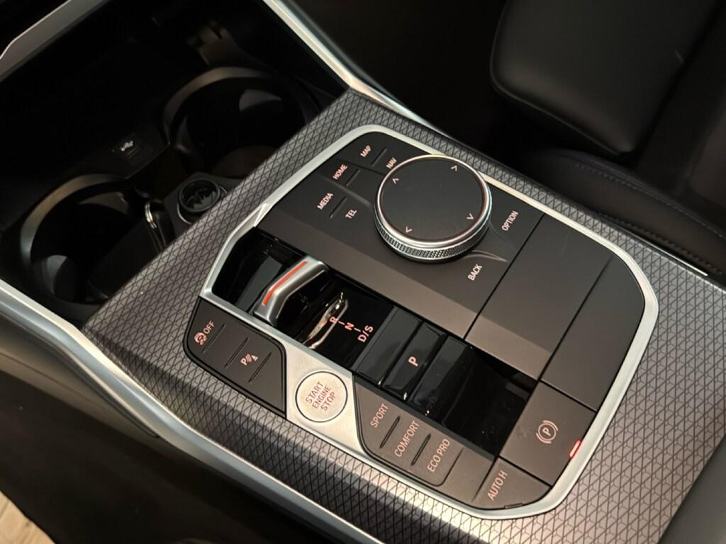 BMW Serie 3 320d mhev 48V Msport xdrive auto