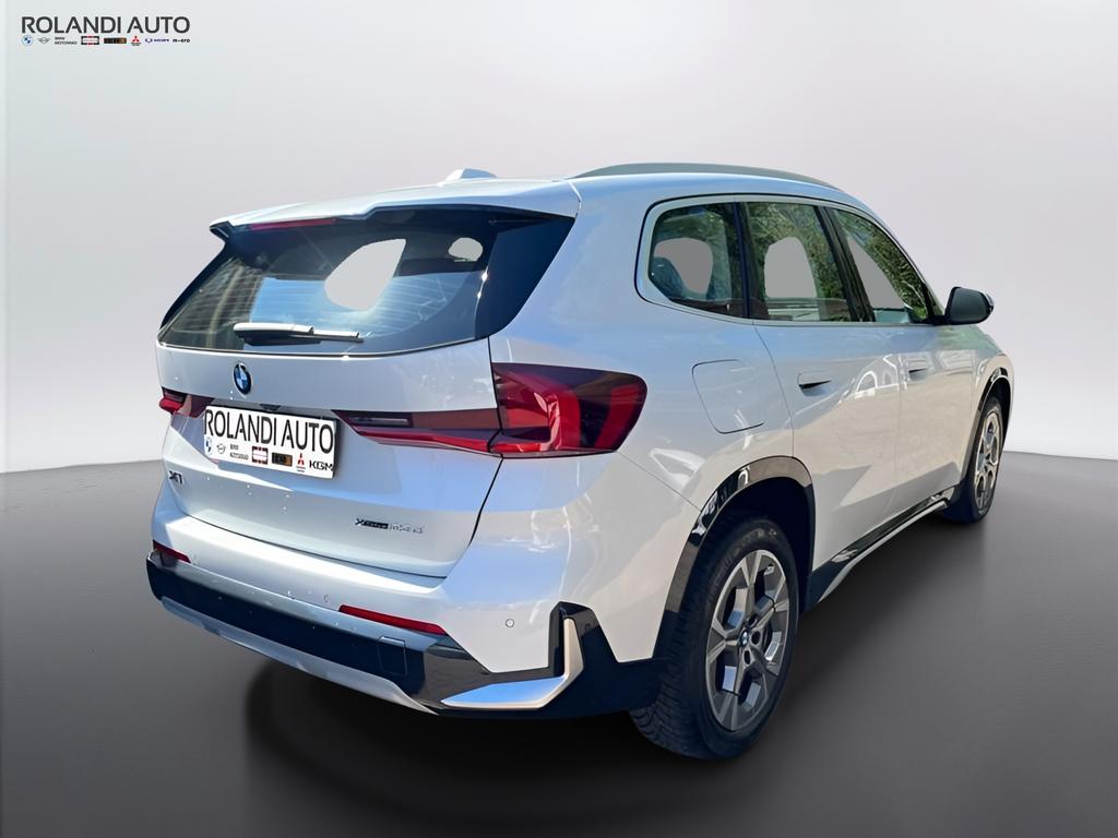 BMW X1 xdrive23d mhev 48V X-Line auto