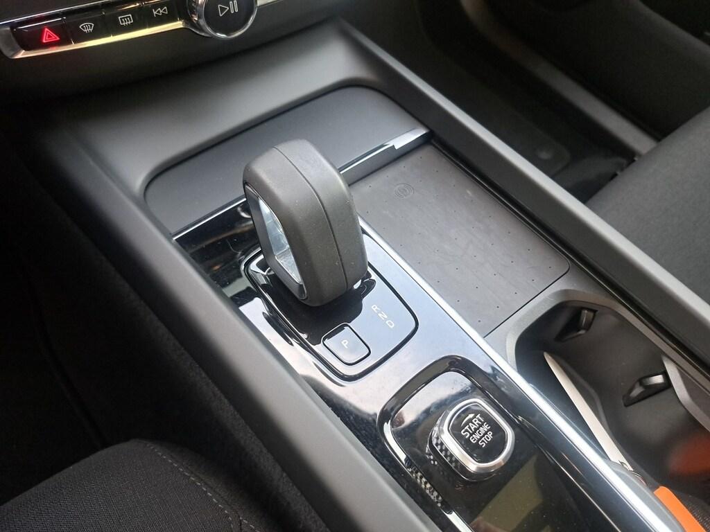 Volvo XC60 2.0 b4 Core auto