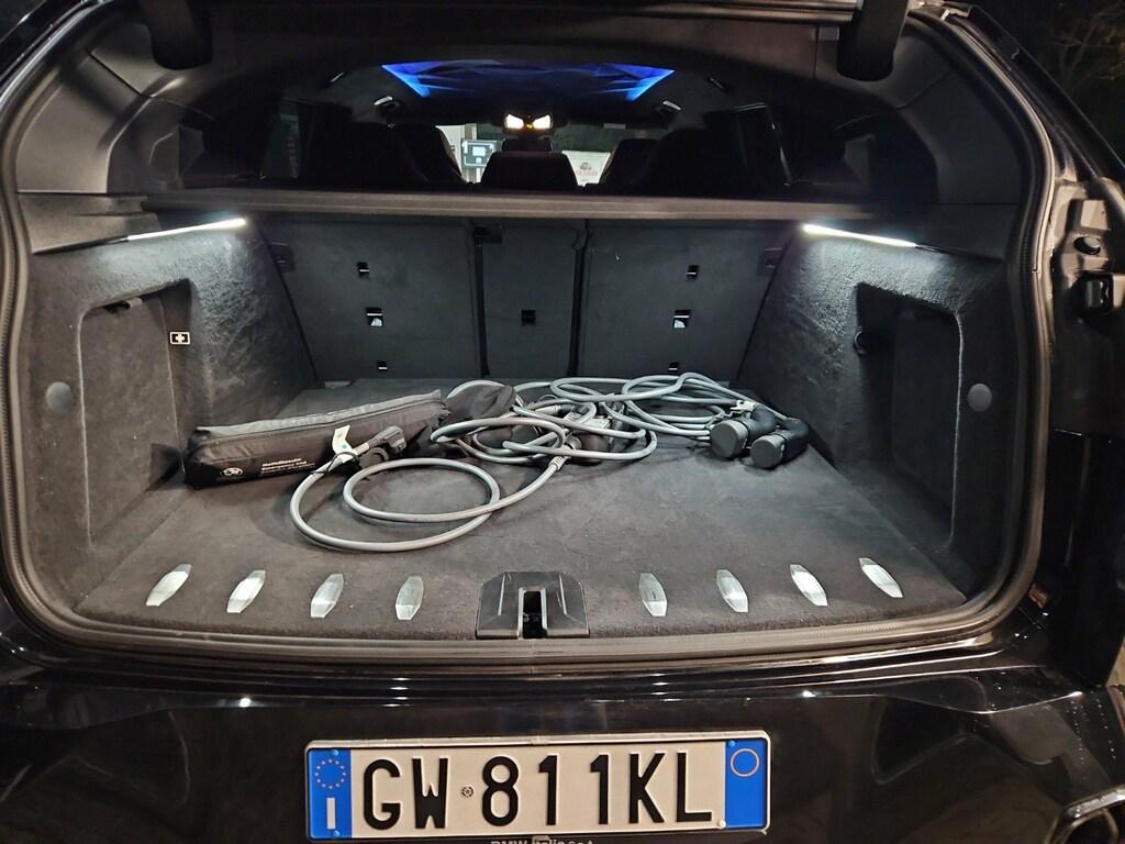 BMW XM 4.4 steptronic