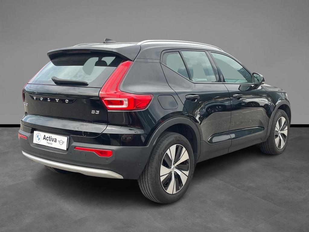 Volvo XC40 2.0 b3 Core auto