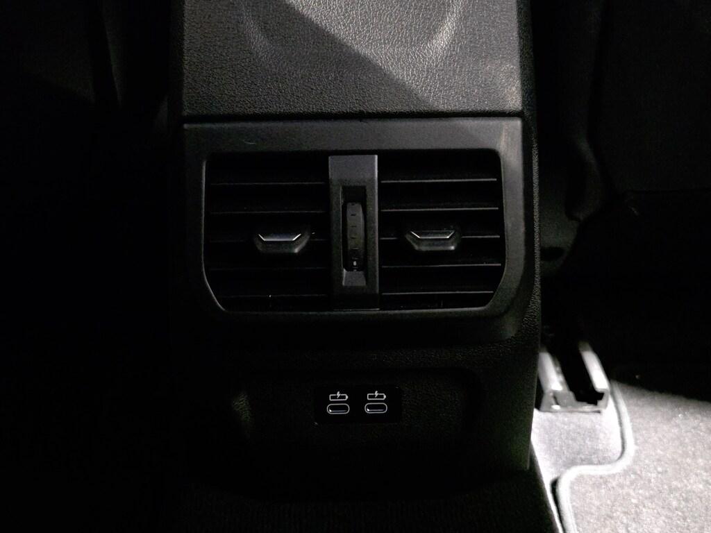 BMW Serie 1 120d 48V auto