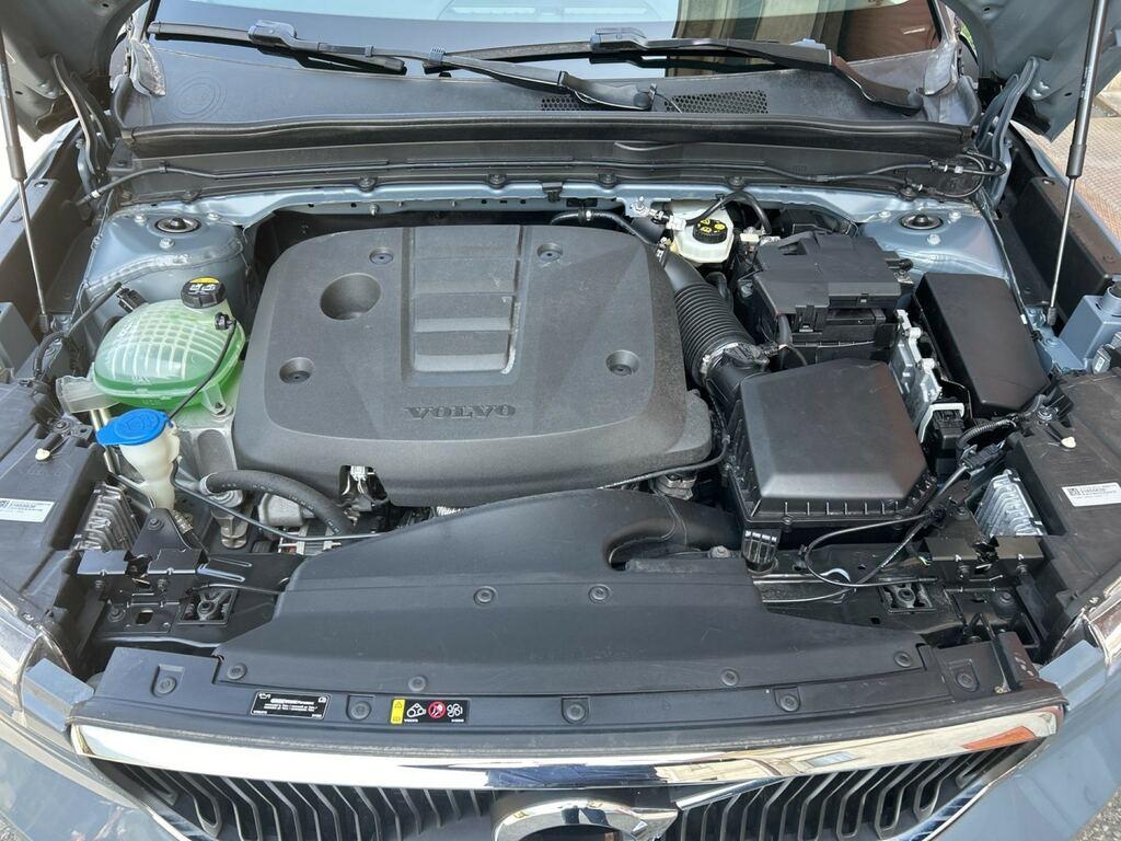 Volvo XC40 2.0 D3 Momentum Pro auto my21