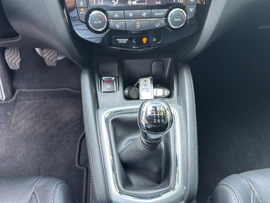 Nissan Qashqai 1.5 dci Tekna 110cv my16