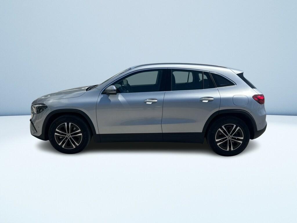 Mercedes GLA 180 d Advanced auto