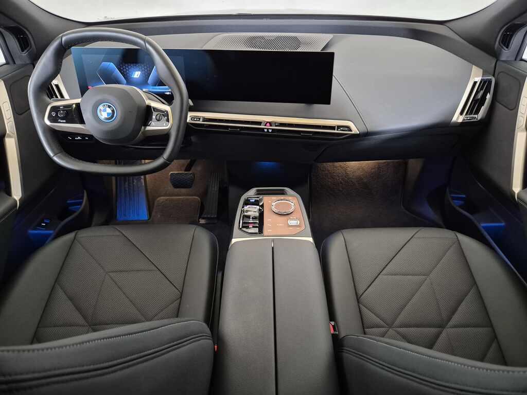 BMW iX xdrive50 pacchetto sportivo