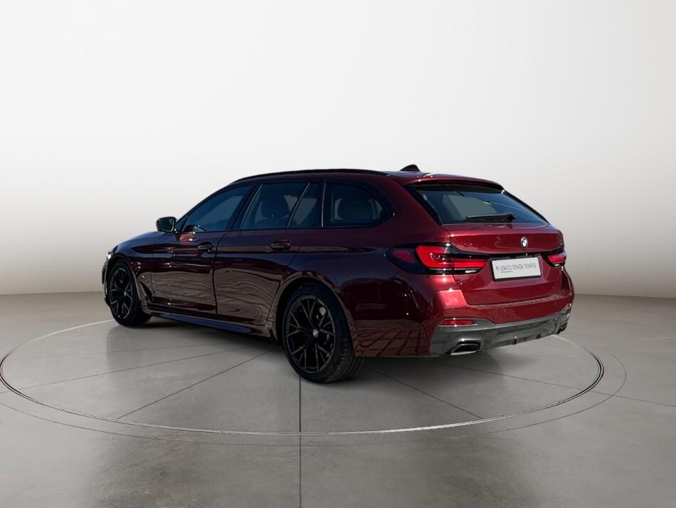 BMW Serie 5 530d Touring mhev 48V xdrive Msport auto