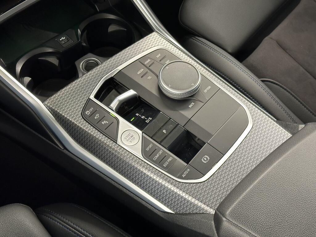 BMW Serie 3 320d Touring mhev 48V Msport auto