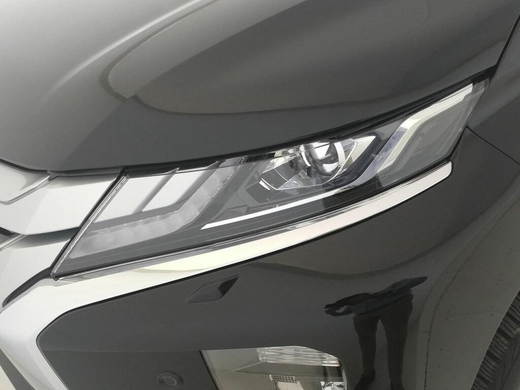 Mitsubishi L200 d.cab 2.3d Intense 4wd 150cv auto