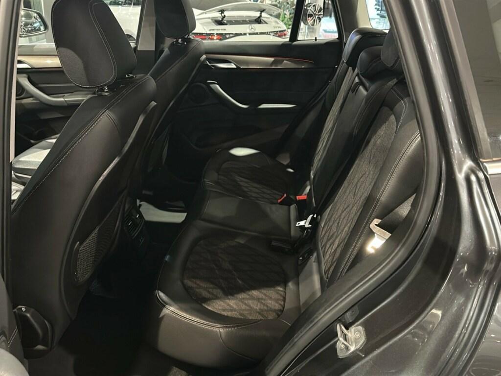BMW X1 sdrive18d xLine auto my18