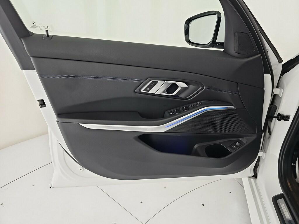 BMW Serie 3 318d Touring mhev 48V Msport auto