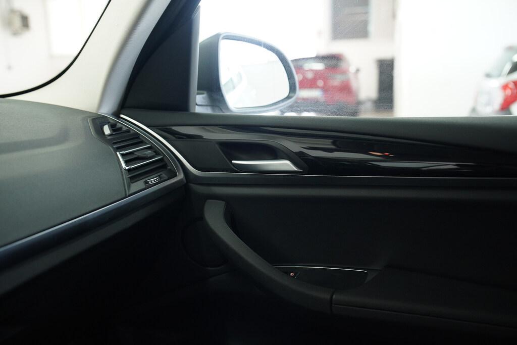 BMW X3 xdrive30i mhev 48V auto