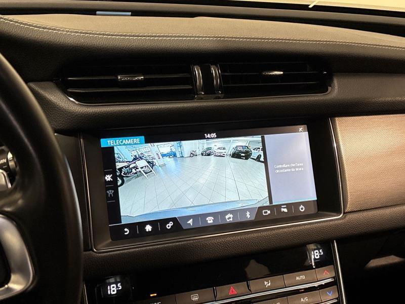 Jaguar XF 2.0d i4 Prestige awd 180cv auto my20