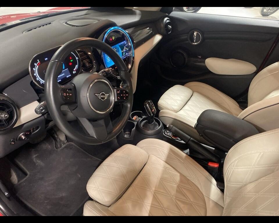 Mini Cooper 1.5 TwinPower Turbo Cooper Business DCT